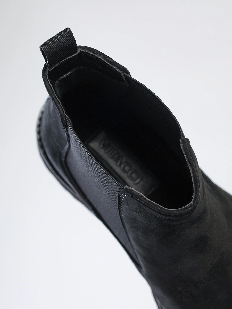 Ботинки-челси черного цвета из нубука